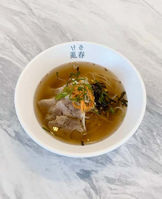 맵칼한 멸치 고기국수 메뉴 사진(네이버)