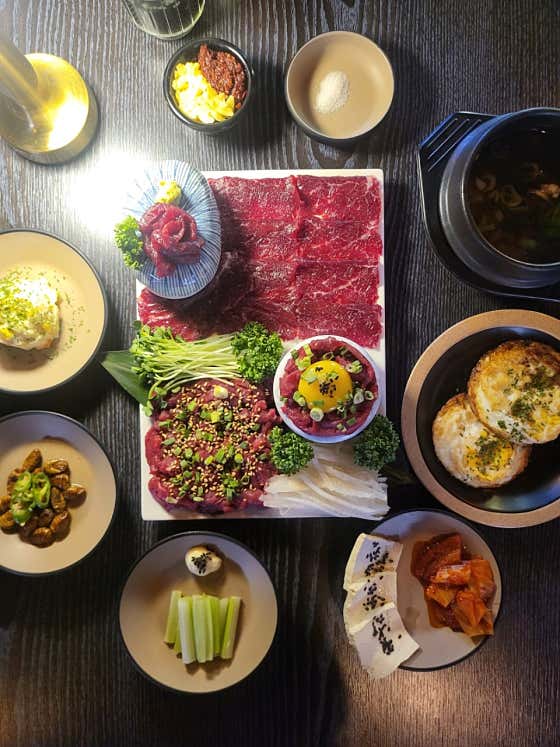 생고기+육회 메뉴 사진(네이버)