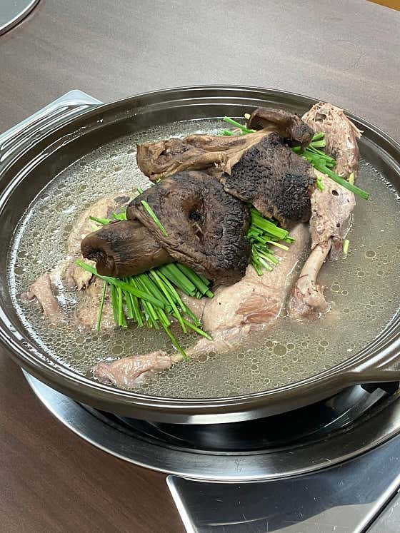 능이오리백숙 메뉴 사진(네이버)