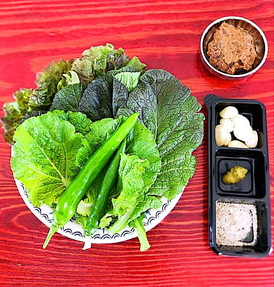 신선도 최상, 싱싱한 야채 메뉴 사진(네이버)