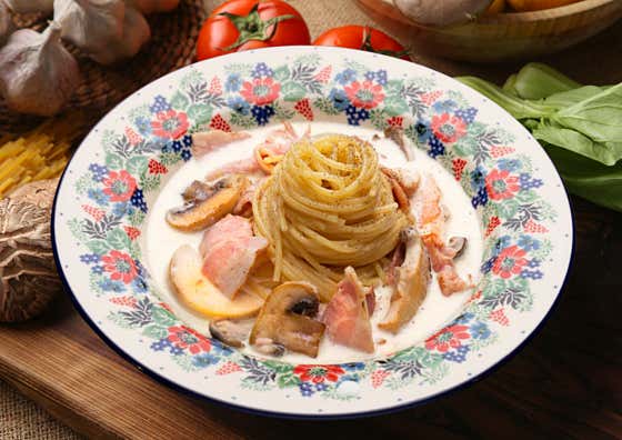 Cream Pasta_까르보나라 메뉴 사진(네이버)