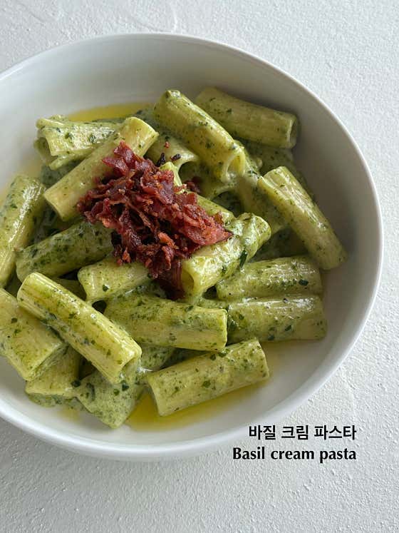 바질 크림 파스타 메뉴 사진(네이버)