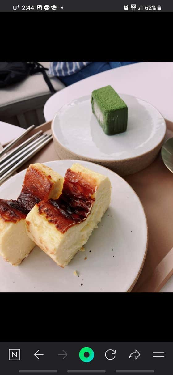 바스크 치즈케이크 메뉴 사진(네이버)
