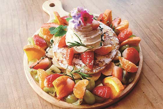 리리스 플라워 핫케이크 메뉴 사진(네이버)