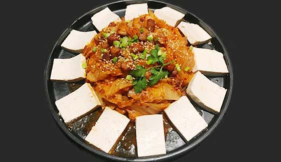 두부김치 메뉴 사진(네이버)