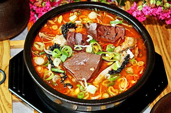 얼큰 양 선지해장국 메뉴 사진(네이버)