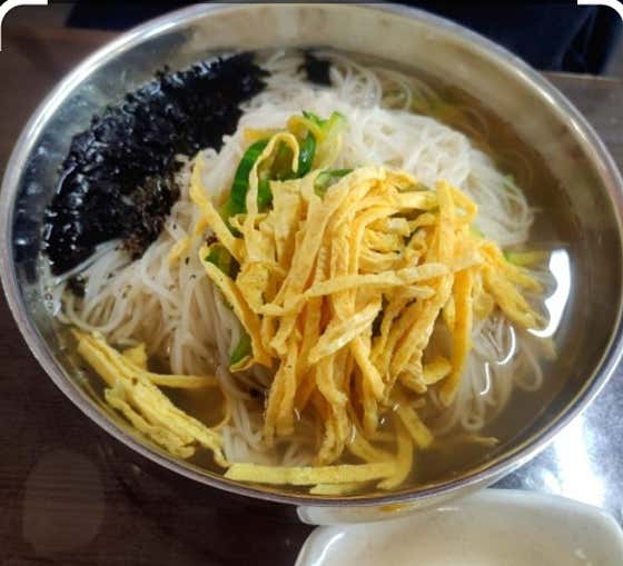잔치국수 메뉴 사진(네이버)