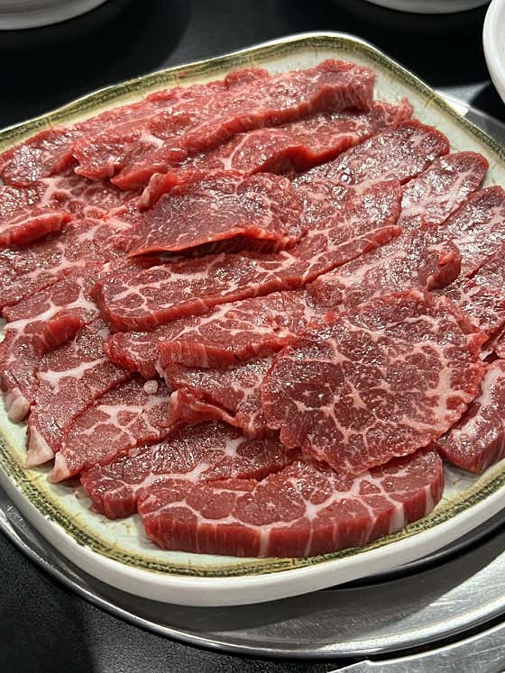 육사시미 메뉴 사진(네이버)