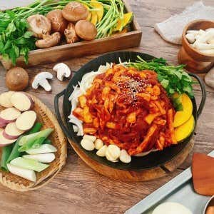 오리 주물럭 900g (中) 메뉴 사진(네이버)