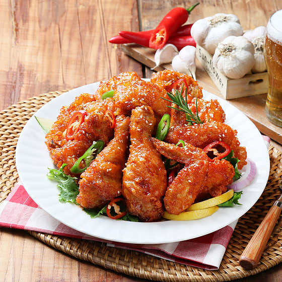 양념치킨 메뉴 사진(네이버)