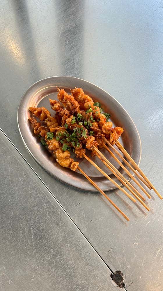 닭껍칠꼬치 메뉴 사진(네이버)