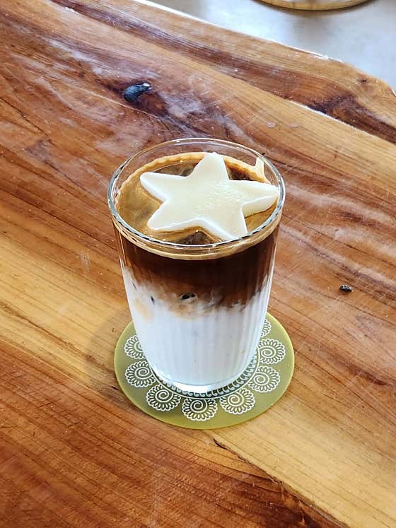 벨라떼 HOT / ICED 메뉴 사진(네이버)