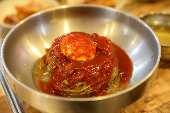 비빔냉면 메뉴 사진(네이버)