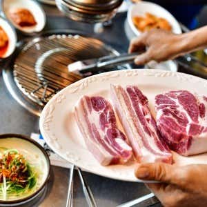 백도야지 근고기 600g 메뉴 사진(네이버)