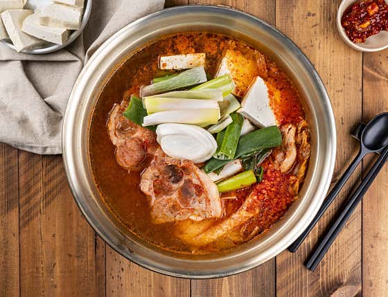 솥밥+꽁치김치찌개(3인) 메뉴 사진(네이버)