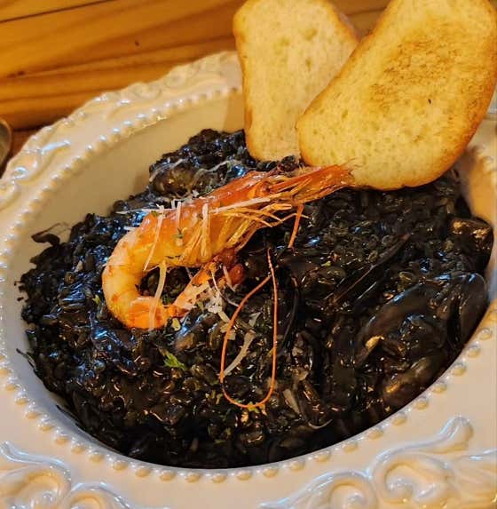 쉬림프먹물크림리조또 메뉴 사진(네이버)