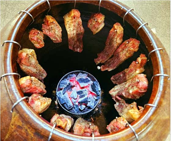 항아리 숯불 바베큐 그릴 메뉴 사진(네이버)