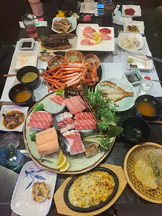 참치 홍게 세트 메뉴 사진(네이버)