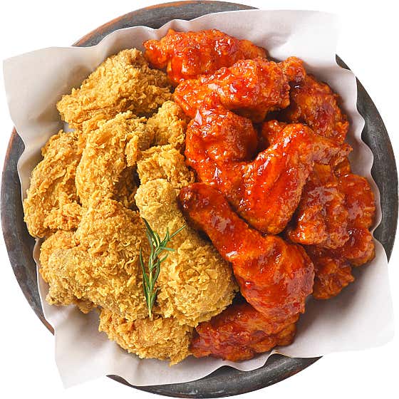 반반치킨(후라이드+양념) 메뉴 사진(네이버)