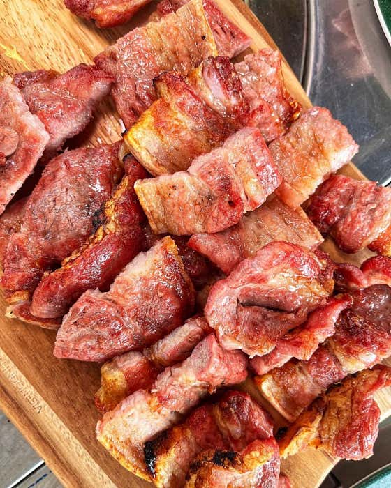 국내산 삼겹살 2인분 메뉴 사진(네이버)