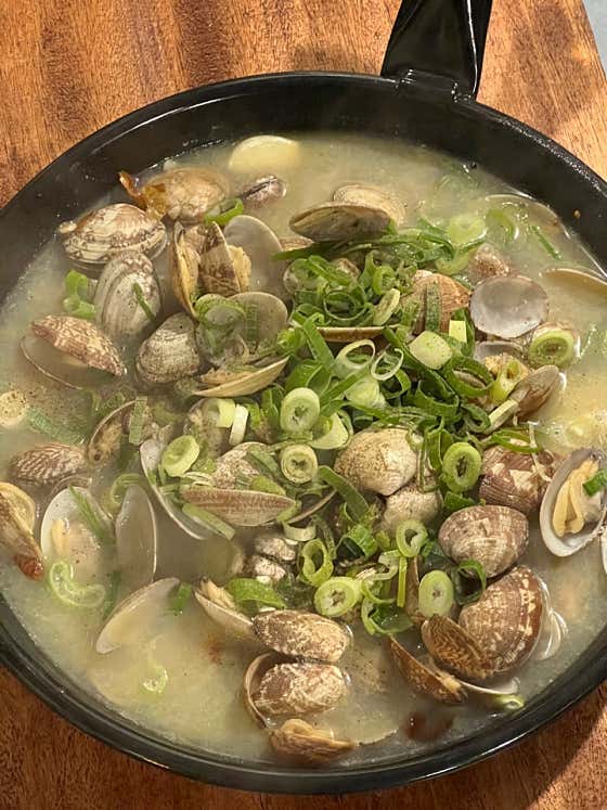 바지락 술찜 메뉴 사진(네이버)