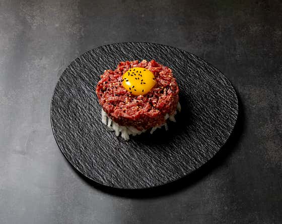 1++한우육회 (140g) 메뉴 사진(네이버)
