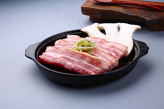 제주 오겹살 (180g) 메뉴 사진(네이버)