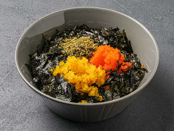 날치알 주먹밥 메뉴 사진(네이버)