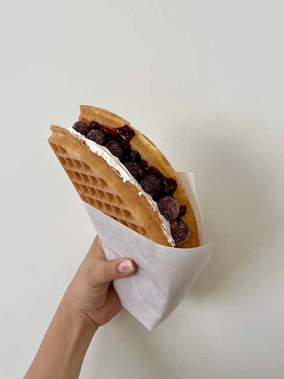 생크림와플 메뉴 사진(네이버)