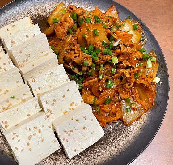 대패삼겹두부김치 메뉴 사진(네이버)