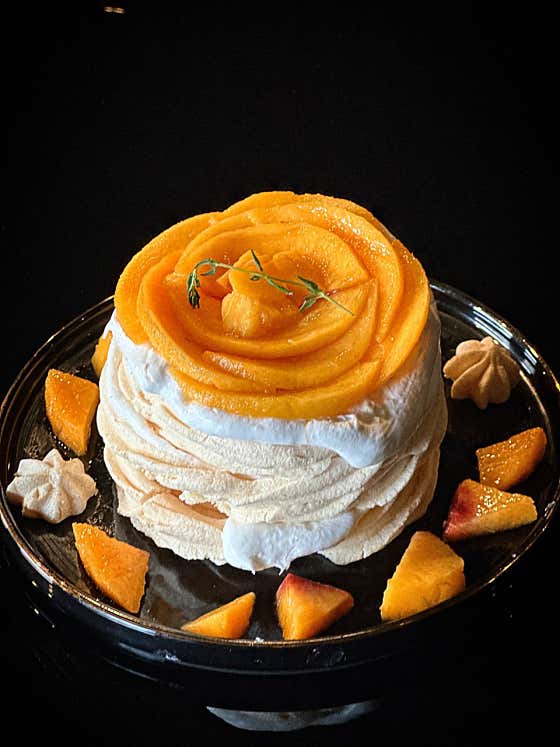 복숭아파블로바🍑✨ 메뉴 사진(네이버)