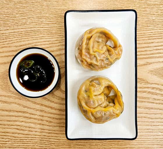김치만두(2알) 메뉴 사진(네이버)