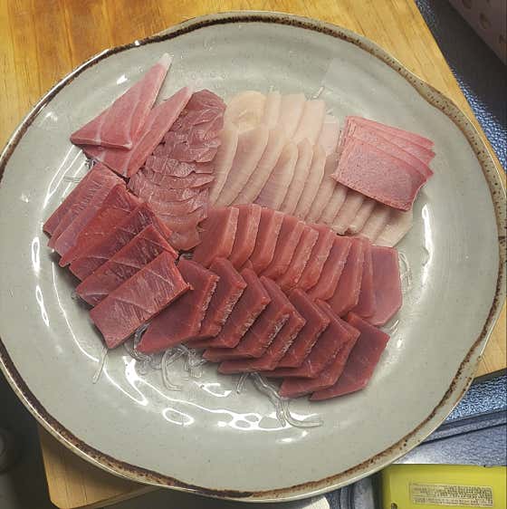 가성비참치 25p 메뉴 사진(네이버)