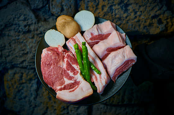 흑돼지 도돈한판 800g (3~4인) 메뉴 사진(네이버)