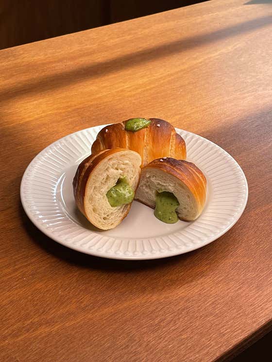 바질 소금빵 메뉴 사진(네이버)