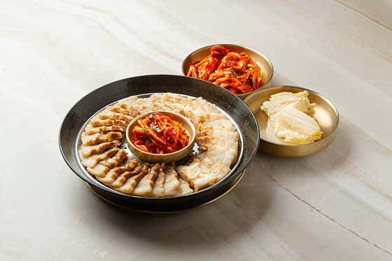 꽃삼겹보쌈+오징어무침 메뉴 사진(네이버)