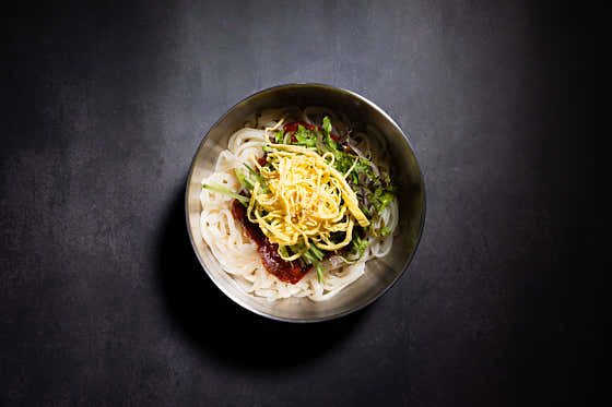 비빔 칼국수 메뉴 사진(네이버)