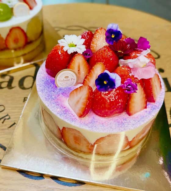 딸기 가득 케이크 1호 메뉴 사진(네이버)