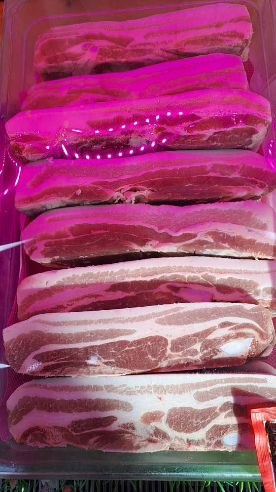 삼겹살 100g 메뉴 사진(네이버)