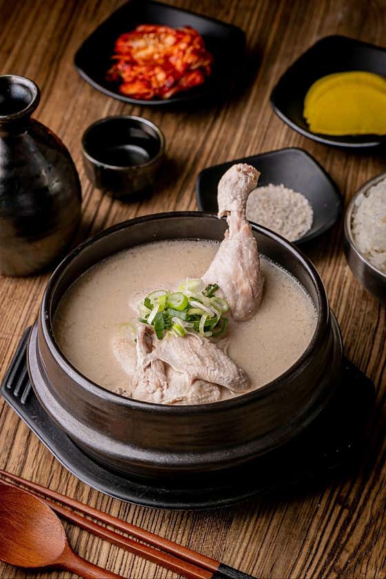 닭곰탕 메뉴 사진(네이버)