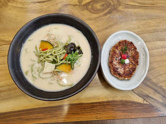 떡갈비들깨칼국수 메뉴 사진(네이버)