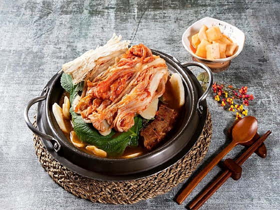 김치뼈전골(김치감자탕) 메뉴 사진(네이버)