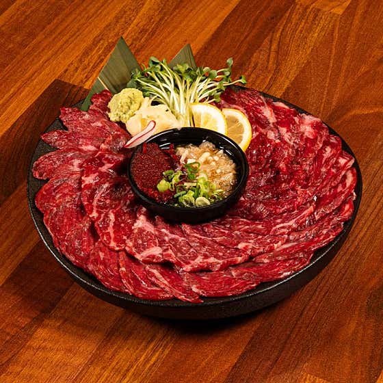 마장동 한우육사시미 중 메뉴 사진(네이버)
