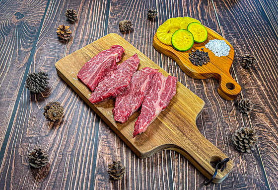 와규 프리미엄 꽃등심 셋트(4인) 메뉴 사진(네이버)