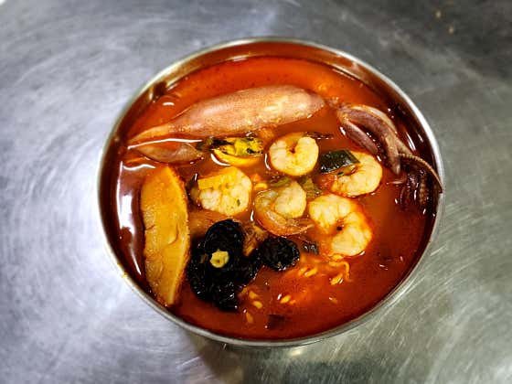 해물폭탄 라면 메뉴 사진(네이버)
