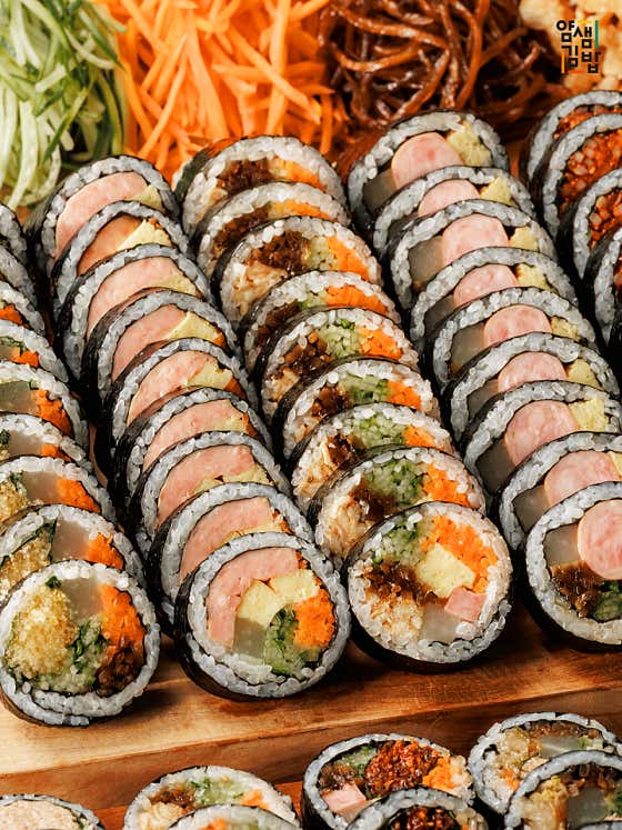얌샘김밥 수원망포포레스퀘어점 사진 2