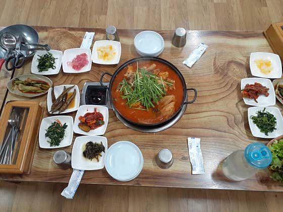 묵은지닭도리탕(성인남성5인충분) 메뉴 사진(네이버)