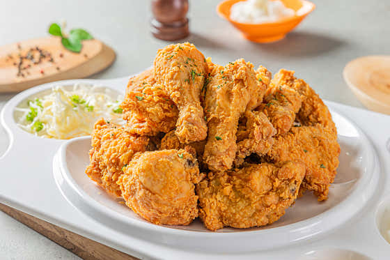 독산2동점 대표 후라이드치킨 메뉴 사진(네이버)