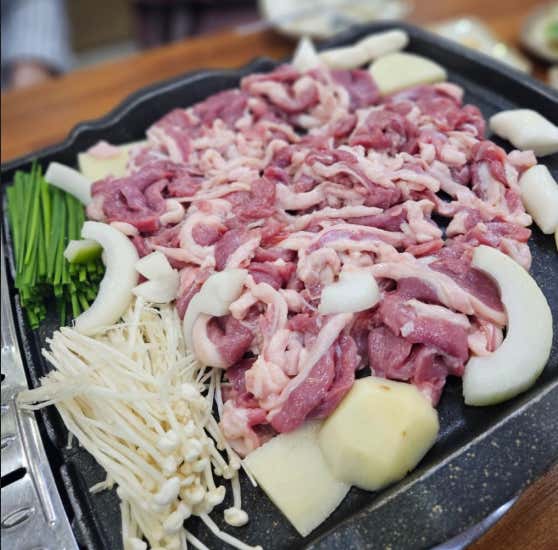 한마리 오리로스 700g 메뉴 사진(네이버)
