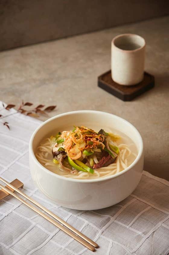 전통 사골칼국수 메뉴 사진(네이버)